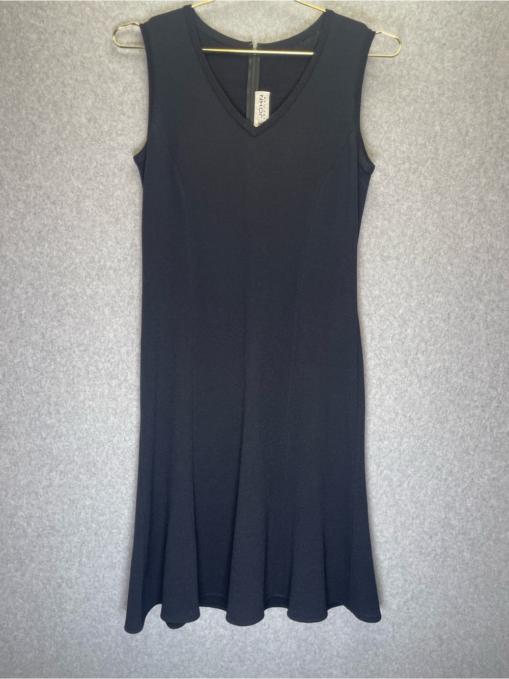 St. John Collection Santana Knit Solid Black V Neck Sleeveless Knee Length Dress